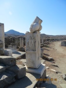 delos-partial-phallus