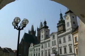 View of the city hall from an arcade.