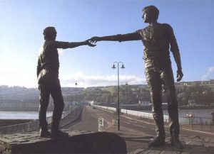 Derry Friendship monument - 'Hands across the divide'