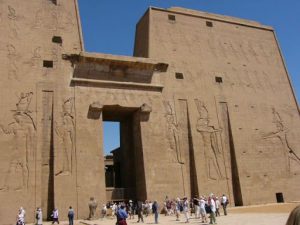 A group tour with the Dutch Djoser company traveled from