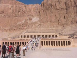 A group tour with the Dutch Djoser company traveled from