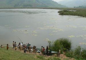 Lake Bunyonyi children greet tourists