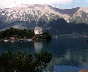 Switzerland - clear lakes, great mansions and lofty