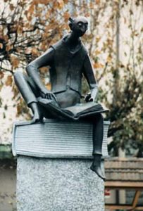 Switzerland - the statues here are intelligent, not of great