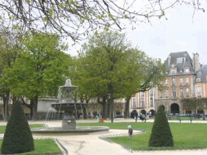 Paris - Place des Voges,