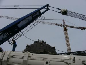 Berlin - huge cranes for reconstruction