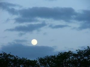 Paris - full moon in April 2004