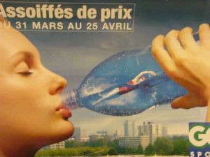 Paris - Metro subway ad