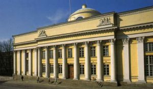 Helsinki University Library (free Internet)