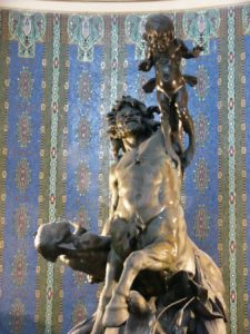 Water fountain at entry to Szechenyi