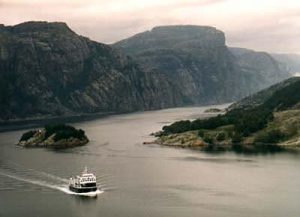 Fjord ferry 2