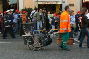 Italy - Rome Walk This walk wanders around the foot of