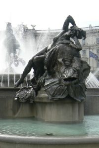 Fountain in Piazza Republica