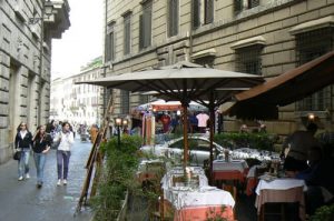 Italy - Rome: Walk through Pantheon Area A walk from the