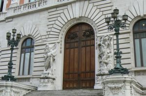 Italy - Rome: Walk through Pantheon Area A walk from the