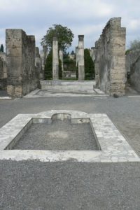 Italy - Pompeii ruins