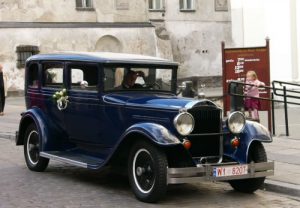 Antique car being used for a wedding