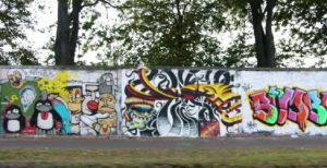 Warsaw - colorful graffiti