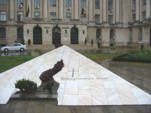 Memorial to Martyrs at National Senate Building