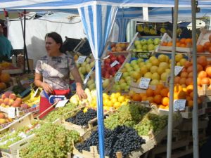 Fruit Woman