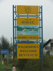 Welcome sign in three languages