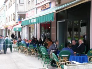 Bihac - Cafes along the main