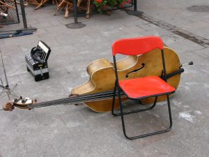 Kraków - street music (players taking a break)