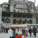 Yeni Cami mosque by the harbor