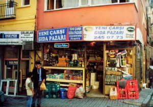 Small grocery store where we saw