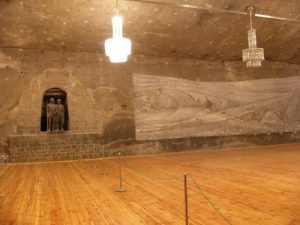 A huge auditorium deep in Wieliczka