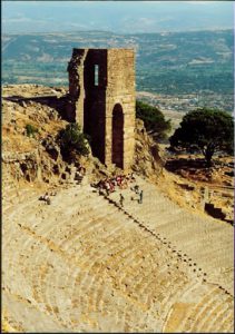 Enormous amphitheatre