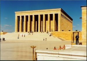 Anõtkabir (literally, "memorial tomb") is the