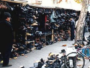 Itaewon shoe market