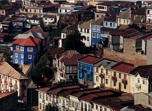 Valparaiso dense hillside houses