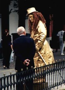 BA Recoleta performing artist & old gentleman