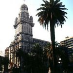 Montevideo-Palacio Salvo tower
