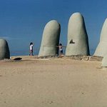 Punta del Este-beach sculpture