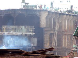 North of Chittigong in Bangladesh is the Mohsin ship breaking