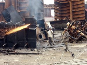 North of Chittigong in Bangladesh is the Mohsin ship breaking