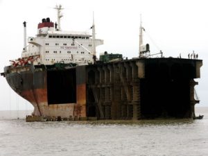 North of Chittigong in Bangladesh is the Mohsin ship breaking