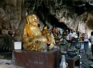 Krabi-Wat Tham Seua cave shrine