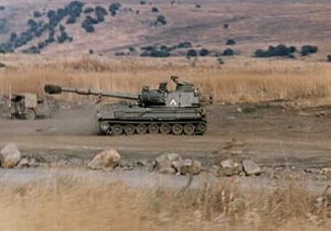 Golan Heights-Israeli tank maneuvers