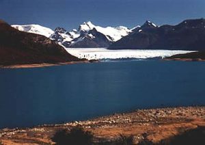 Moreno Glacier in distance