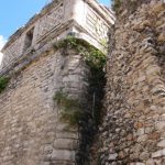 Chichen Itza buildings are truly massive in relation to human