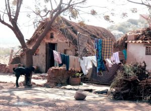 Peasants' house and laundry