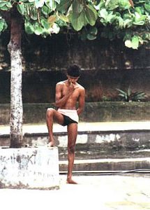 Bombay Juhu Beach toothbrusher