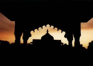 Udaipur Lake Palace Hotel at sunset