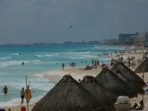 Mexico, Cancun - resort beach