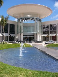 Mexico, Cancun - another mall to entertain and absorb your