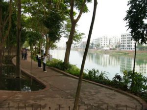 Dhaka - schoolkids on a river walkway